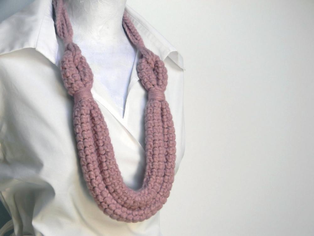 Dusty Pink Crocheted Wool Necklace - Aurora - Made To Order