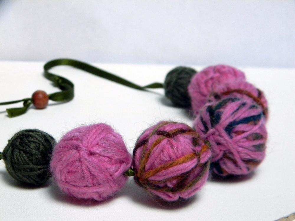Wool Yarn Beads Necklace Pink, Mixed Colors And Sage Green Ready To Ship on Luulla
